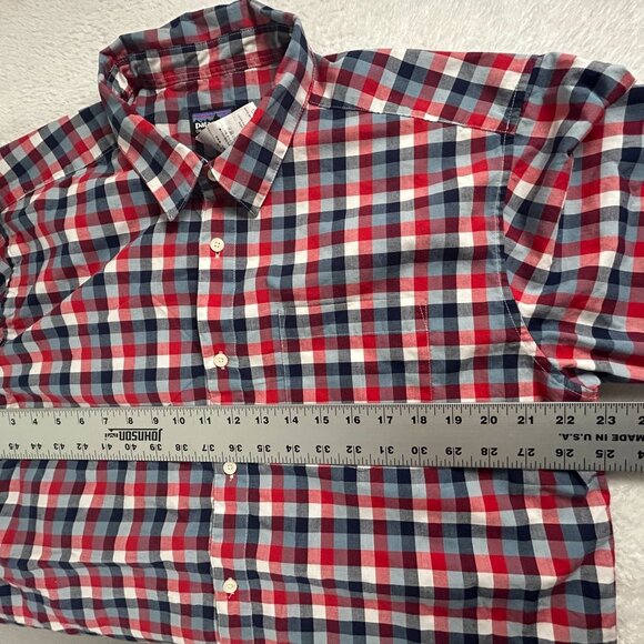 Patagonia Mens Organic Cotton Red/Blue Plaid Short Sleeve Button-Up Shirt Large - Picture 6 of 7